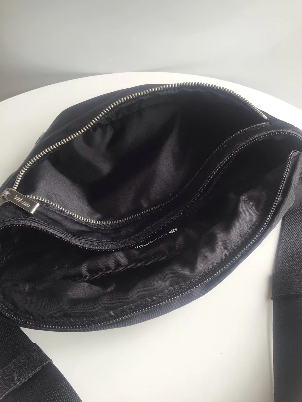 Lululemon city adventurer black belt bag Fanny pack